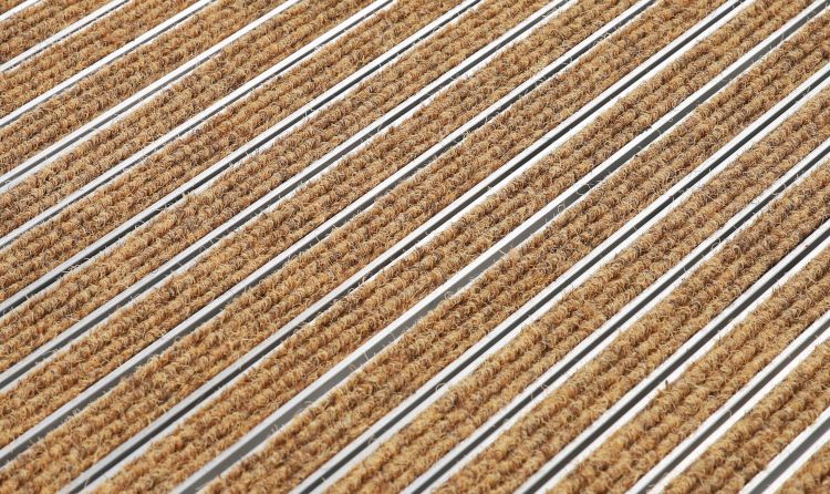 Tapis d'entrée sur structure aluminium 17R - Beige